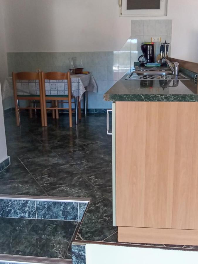 Apartmani Frka Sali Esterno foto