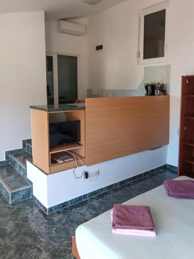 Apartmani Frka Sali Esterno foto