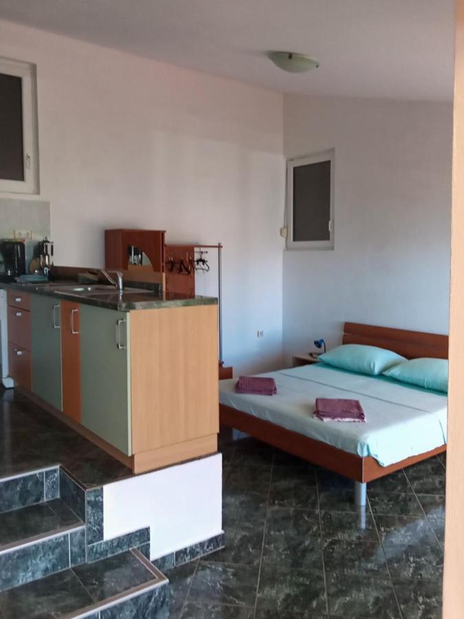 Apartmani Frka Sali Esterno foto